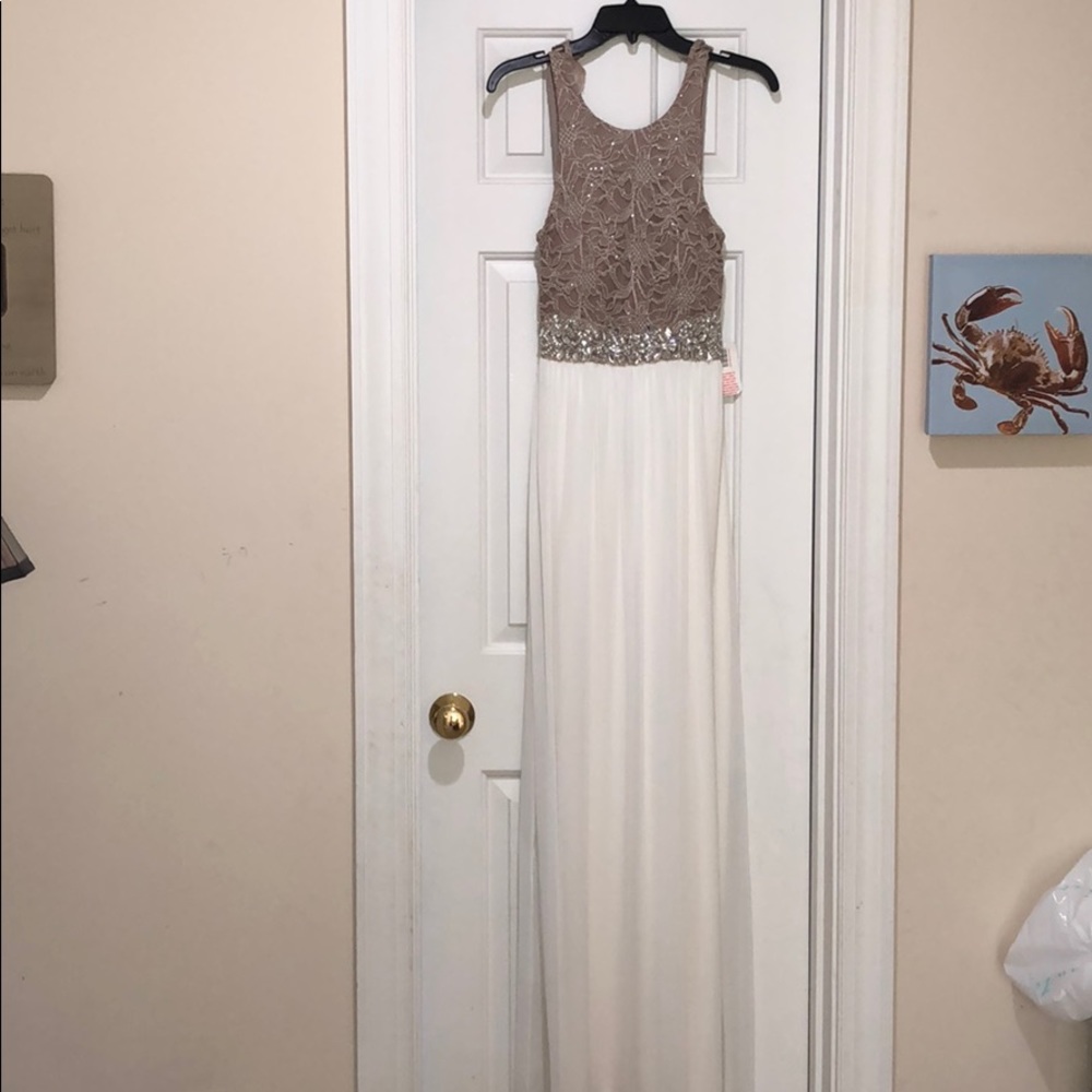 Jodi Kristopher gown
